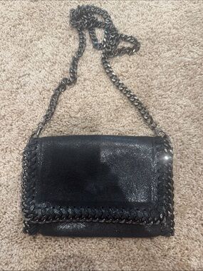 Vera Pelle Black Chain-Trim Crossbody Bag